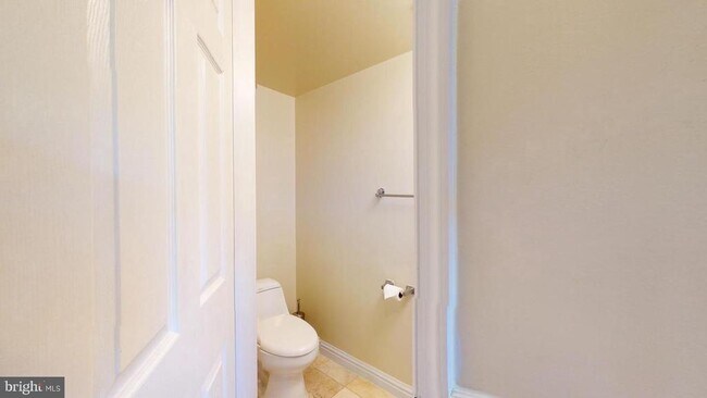 615 16th St NE in Washington, DC - Building Photo - Building Photo