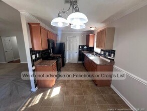 5620 Thackeray Dr in Fayetteville, NC - Foto de edificio - Building Photo