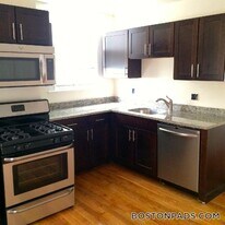299 Lexington St, Unit 3 in Boston, MA - Building Photo