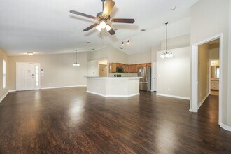 1207 Whitewood Way in Clermont, FL - Building Photo - Building Photo