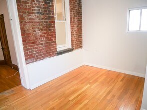 257 W Newton St, Unit 6 in Boston, MA - Building Photo - Building Photo