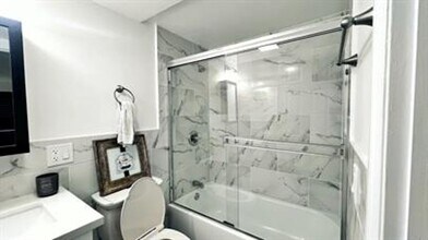 759 N Caswell Ave in Pomona, CA - Building Photo - Building Photo