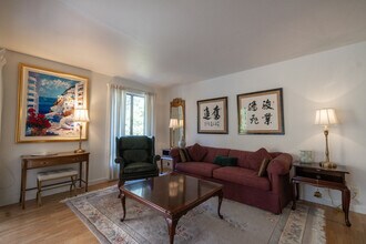 43 Forest Ln, Unit 43 in San Rafael, CA - Building Photo - Building Photo