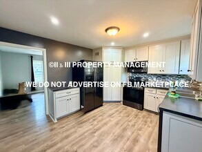 11120 W 69th Terrace in Shawnee, KS - Building Photo - Building Photo