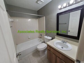 2635 SW 35th Pl in Gainesville, FL - Building Photo - Building Photo