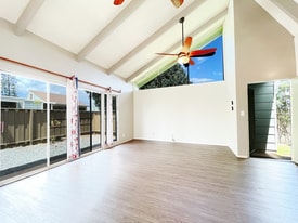 94-429-429 Lanikuhana Pl in Mililani, HI - Building Photo