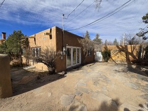 511 San Antonio St in Santa Fe, NM - Building Photo - Building Photo