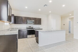 1867 W Broadway Ave in Coolidge, AZ - Building Photo - Building Photo