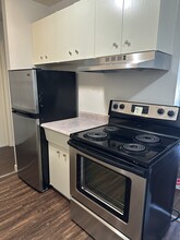 9108-9127 127 Ave NW in Edmonton, AB - Building Photo - Building Photo