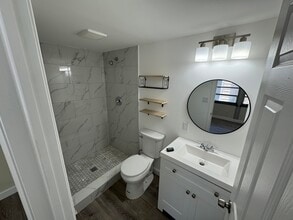 517 45th St in West Palm Beach, FL - Building Photo - Building Photo