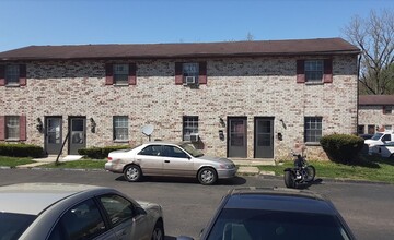 Morse Creek Commons in Columbus, OH - Building Photo - Building Photo