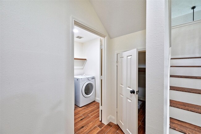 property at 17907 Pelican Way Rd