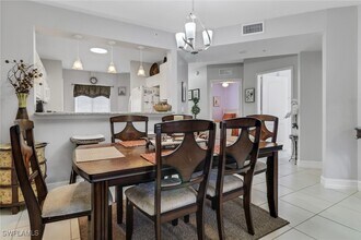 7823 Regal Heron Cir in Naples, FL - Building Photo - Building Photo