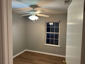 120 Pineview Rd in Statesboro, GA - Building Photo - Building Photo