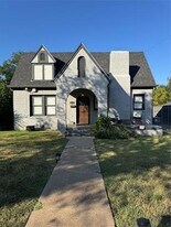 5110 Denton Dr in Dallas, TX - Building Photo