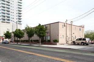 Hoover Manor Apartments in Las Vegas, NV - Building Photo