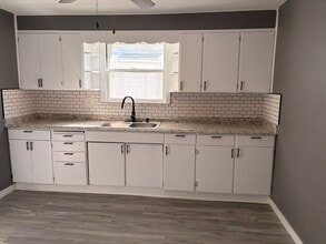 620 N 4th St in Clinton, IA - Building Photo - Building Photo