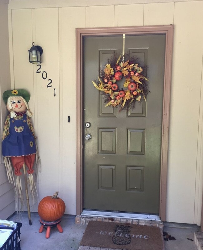 2021 Sandcastle Dr in Tallahassee, FL - Building Photo - Building Photo