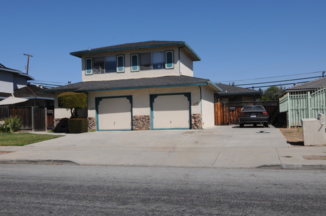 5724 Chesbro Ave in San Jose, CA - Building Photo - Building Photo