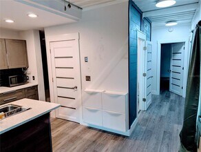 3612 Bishop Eddie Newkirk Wy in Tampa, FL - Building Photo - Building Photo