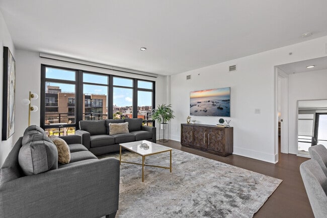 property at 1611 8th St NW