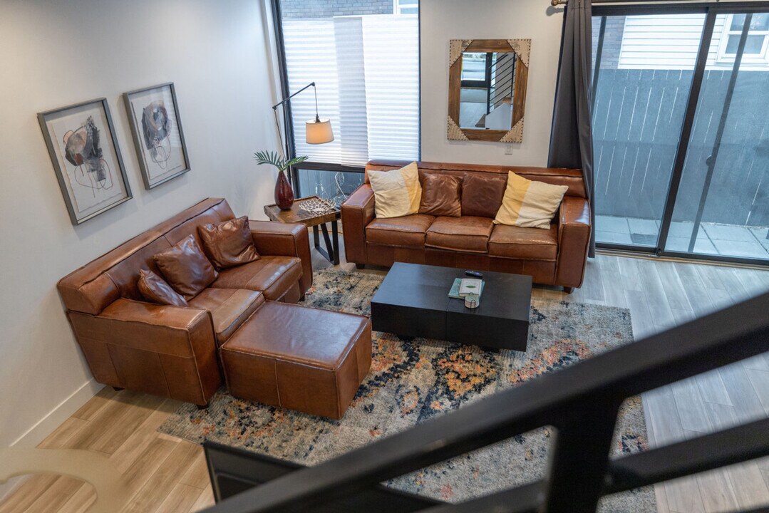 2595 S 700 E in Salt Lake City, UT - Building Photo