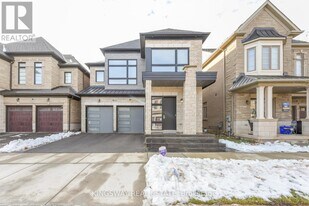 1288 Queens Plate Rd. in Oakville, ON - Building Photo