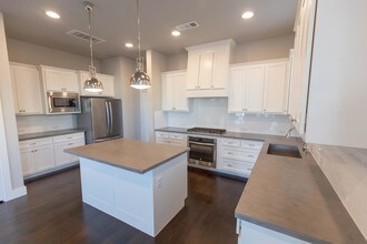 124 Wimberly St in Fort Worth, TX - Building Photo - Building Photo