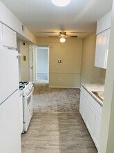 Cambridge Woods in Toledo, OH - Foto de edificio - Building Photo