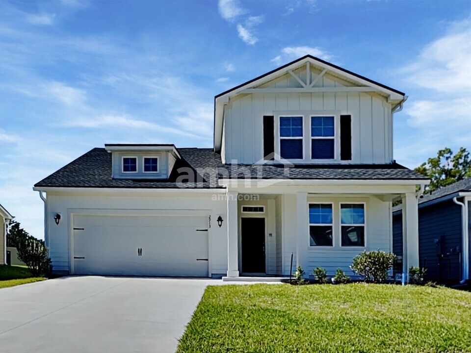 2913 Rolling Acres Rd in Green Cove Springs, FL - Building Photo
