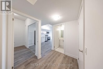 1010 Sandy Beach Rd in Pickering, ON - Building Photo - Building Photo