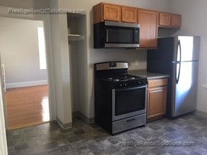 172 Bigelow St, Unit 2 in Boston, MA - Building Photo - Building Photo