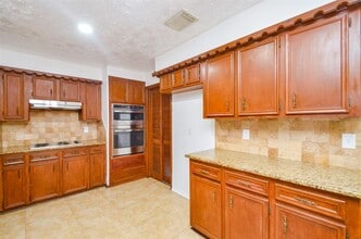 4802 Lost Oak Dr in Spring, TX - Building Photo - Building Photo