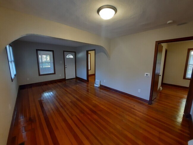 2036 Capitol Ave in Des Moines, IA - Building Photo - Building Photo
