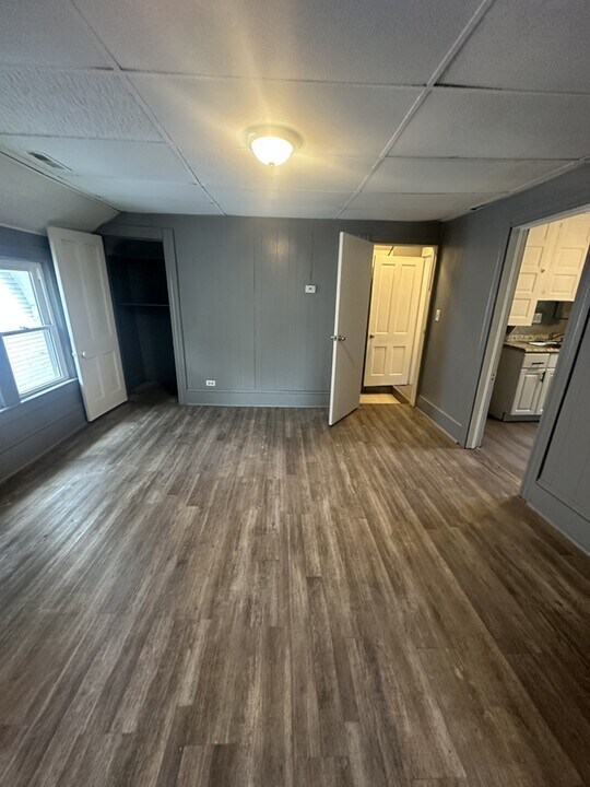 2180 W 83rd St in Cleveland, OH - Building Photo