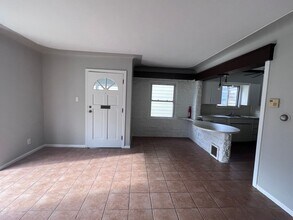 1033 Elliott St SE in Grand Rapids, MI - Building Photo - Building Photo