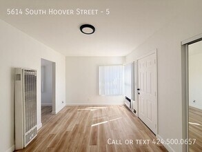 5614 S Hoover St in Los Angeles, CA - Building Photo - Building Photo