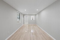 4356 Phlox St in Houston, TX - Building Photo - Building Photo