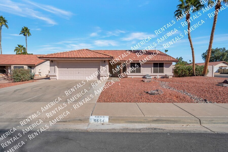 5654 E Fairfield St in Mesa, AZ - Building Photo