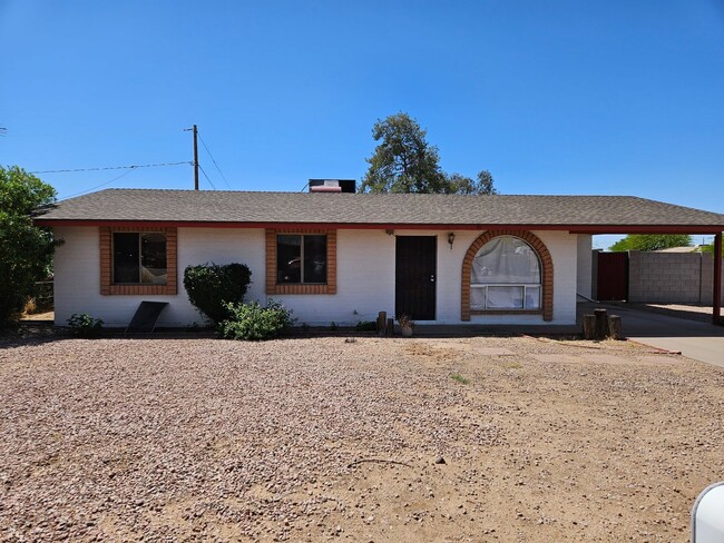 property at 9901 E Hammond Ln