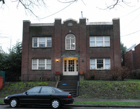 Thurman Apartments in Portland, OR - Building Photo - Building Photo