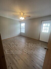 1069 E Karla Ave photo'