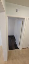 19425 Van Aken Blvd, Unit 411