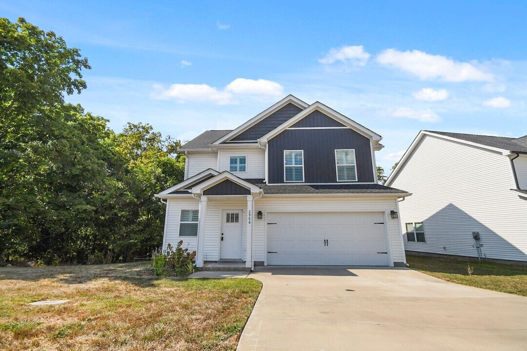 2986 Gibbs Ln in Clarksville, TN - Building Photo