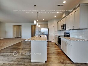 20303 19th Ave E in Spanaway, WA - Building Photo - Building Photo