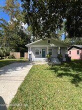 2818 White Ave in Jacksonville, FL - Building Photo - Building Photo