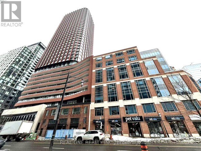 property at 180 Front St E