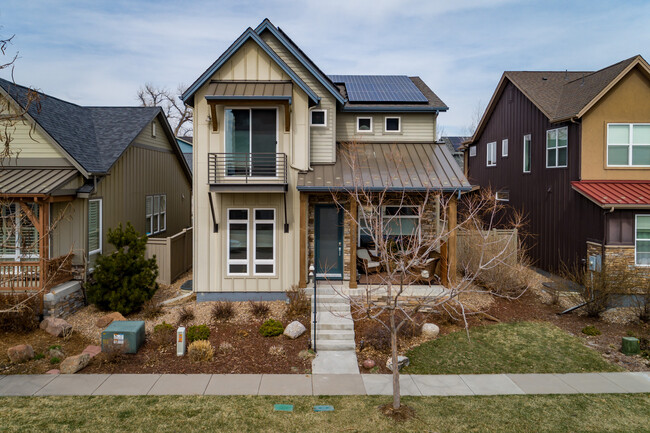 1333 Snowberry Ln in Louisville, CO - Foto de edificio - Building Photo