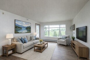 Gateway Place Apartments in Chanhassen, MN - Building Photo