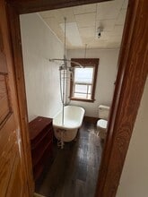 711 South St in Waterloo, IA - Building Photo - Building Photo